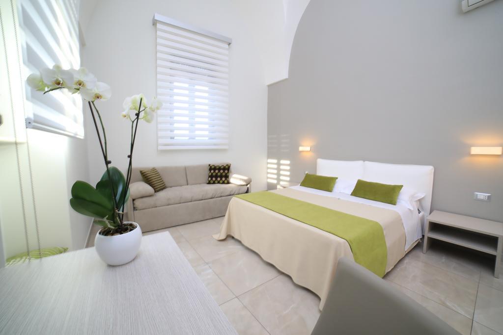Acquamarina B&B 切萨雷奥港 外观 照片